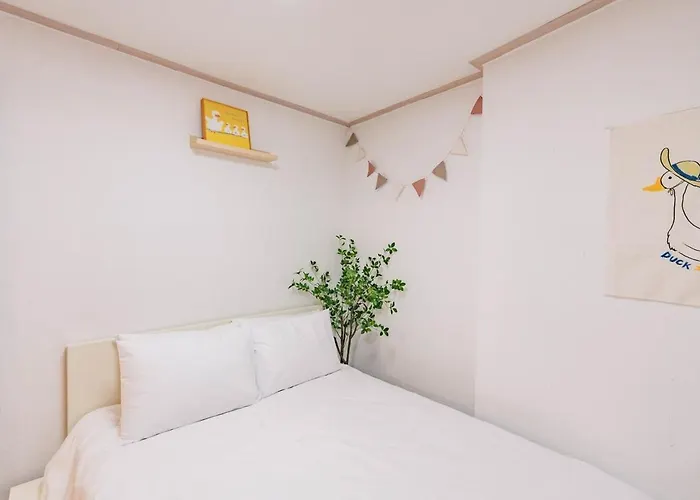 Namsan Beautiful Big Hill House Апартаменты *